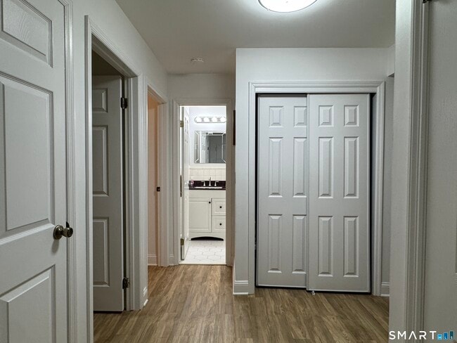 22 Radio Pl in Stamford, CT - Building Photo - Building Photo