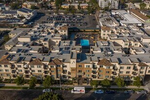 Avery in Valley Village, CA - Building Photo
