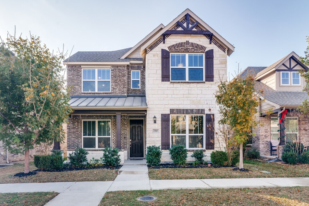 1510 Bellingham Ln in Garland, TX - Building Photo