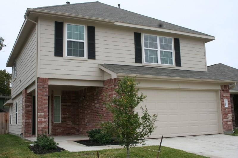 13406 Ella Ridge Lane in Houston, TX - Building Photo