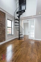 232 Elizabeth St, Unit 6C in New York, NY - Building Photo