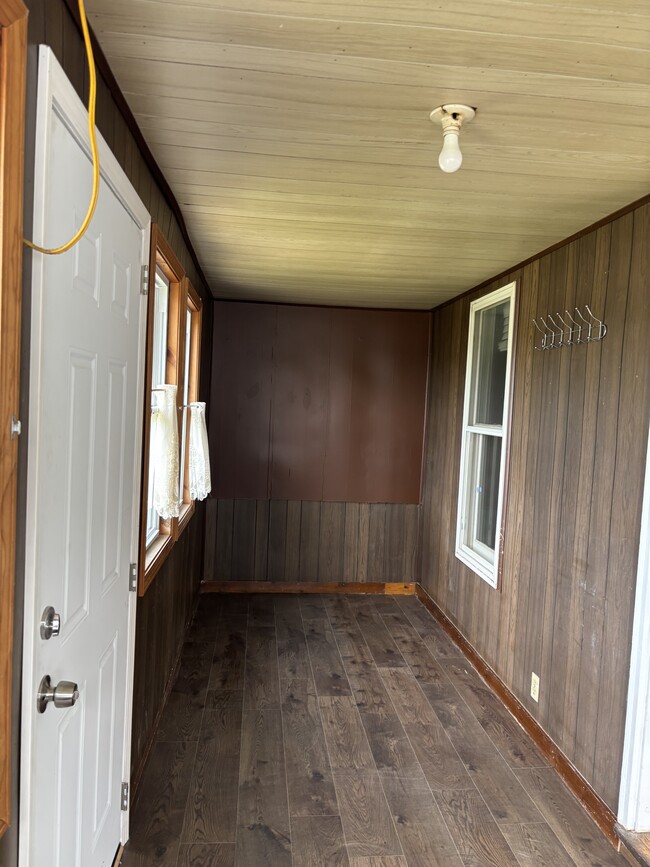 220 Highland Rd in Massena, NY - Building Photo - Building Photo
