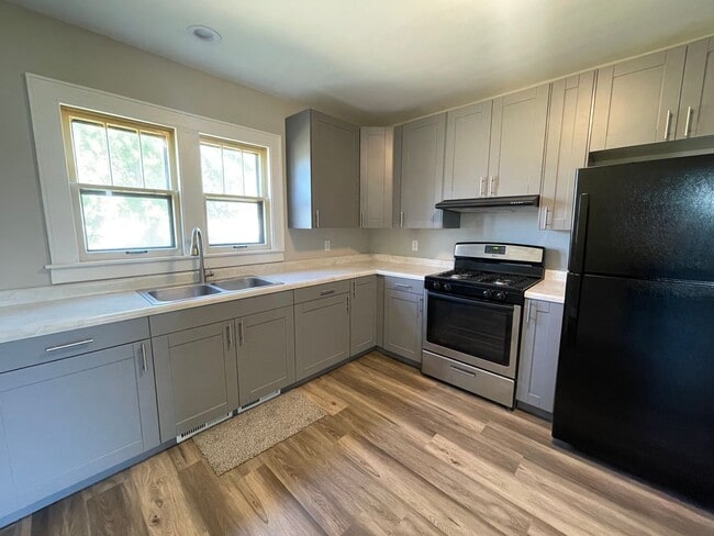 2605 Port Sheldon St in Georgetown Township, MI - Building Photo - Building Photo