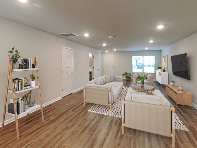 property at 37 Brown Thrasher Ct