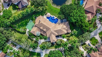 3502 Derby Ln in Weston, FL - Building Photo - Building Photo