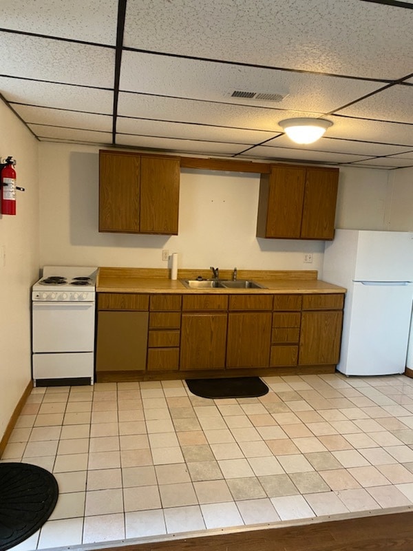 1322 W Main St, Unit 8 in Grove City, PA - Building Photo - Building Photo