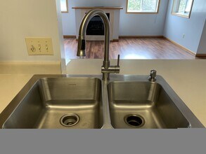 1018 108th Ln NW in Minneapolis, MN - Building Photo - Building Photo