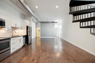 710 Chestnut St in Philadelphia, PA - Building Photo - Building Photo