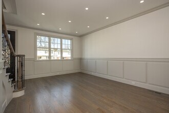 7 Victoria Ln in Yonkers, NY - Building Photo - Building Photo