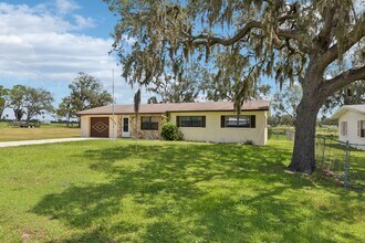 4704 Queen Palm Dr in Sebring, FL - Building Photo - Building Photo