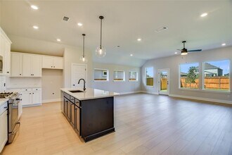 108 Rocking Chair Dr in Georgetown, TX - Building Photo - Building Photo