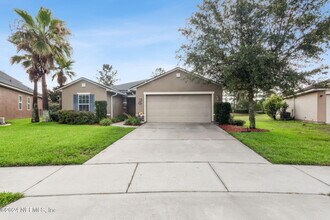 4619 Pine Lake Dr in Middleburg, FL - Building Photo - Building Photo