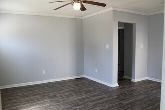 1419 Filbert St in Salisbury, NC - Foto de edificio - Building Photo