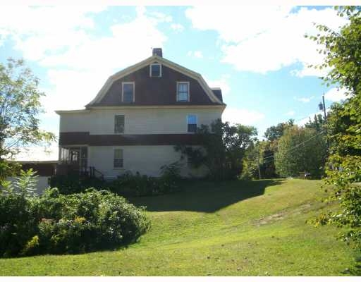 50 Sweden Rd in Waterford, ME - Foto de edificio - Building Photo