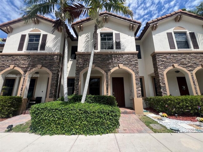 3211 SE 7th St in Homestead, FL - Building Photo - Building Photo