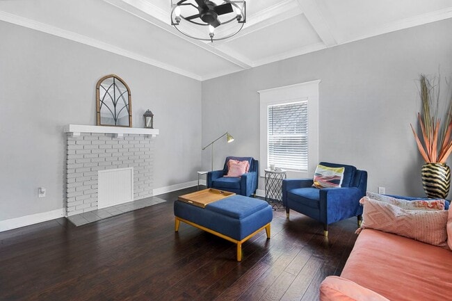 514 W Ontario Ave SW in Atlanta, GA - Building Photo - Building Photo