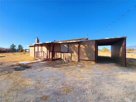 2640 Tough Girl Rd in Pahrump, NV - Building Photo