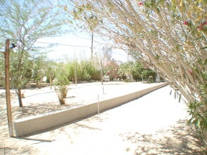 72461 Sunnyvale Dr in Twentynine Palms, CA - Foto de edificio - Building Photo