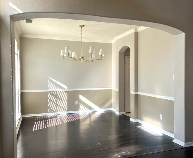 11007 Collingswood Dr in La Porte, TX - Building Photo - Building Photo