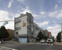 299 McGuinness Blvd in Brooklyn, NY - Foto de edificio - Building Photo