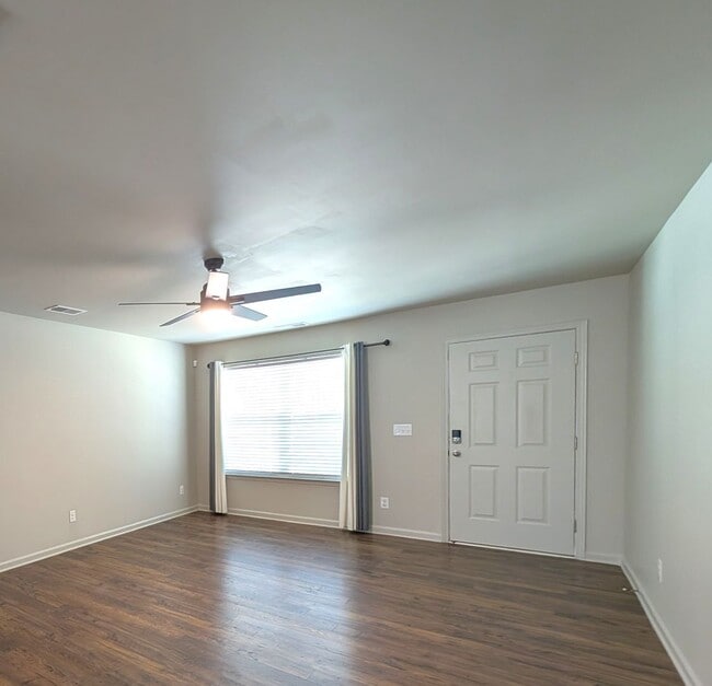 2525 Mcintosh St in Dallas, NC - Building Photo - Building Photo