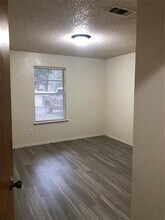 103 N Venice Dr in Duncanville, TX - Building Photo - Building Photo