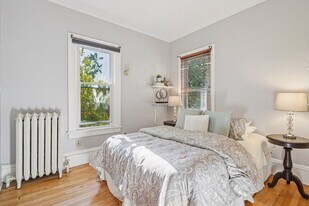 4104 Bryant Ave S, Unit 4104 Bryant Avenue South #202 in Minneapolis, MN - Building Photo