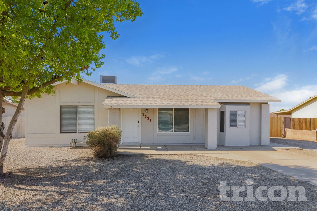 7331 W Mountain View Rd in Peoria, AZ - Building Photo