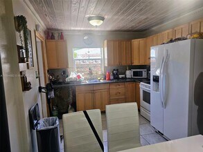 1909 Mayo St in Hollywood, FL - Building Photo - Building Photo