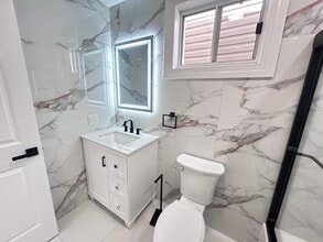 510 17th St, Unit 2 in Union City, NJ - Foto de edificio - Building Photo