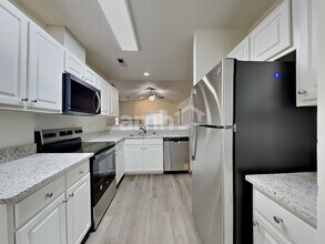 149 Charlotte Ct in Winston-Salem, NC - Foto de edificio - Building Photo