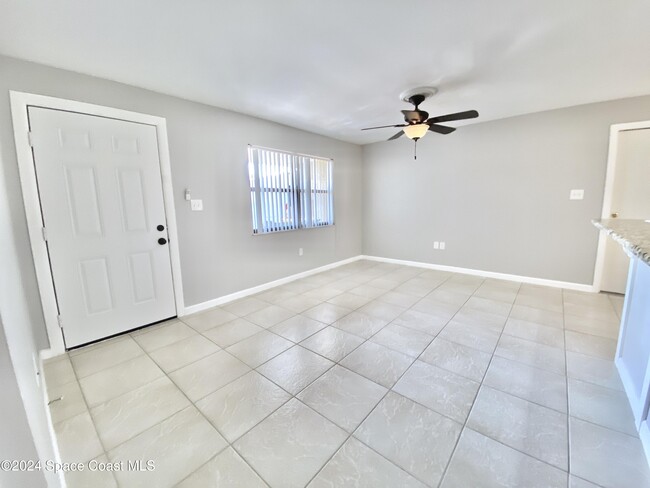 115 S Rosiland Ct in Merritt Island, FL - Building Photo - Building Photo