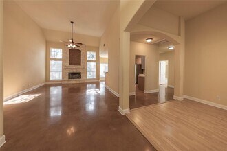 6 Pebblebrook Ln in Wimberley, TX - Building Photo - Building Photo