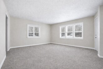 2058 Mac Ct in Indianapolis, IN - Building Photo - Building Photo