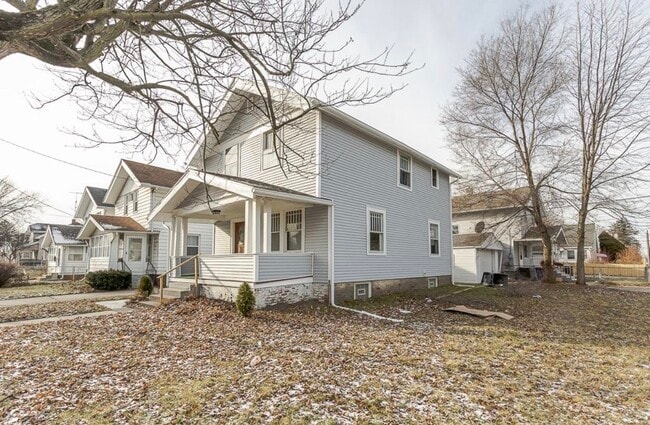 3725 Leybourn Ave in Toledo, OH - Building Photo - Building Photo
