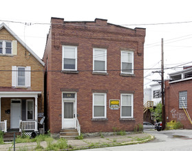 211 S 2nd St in Jeannette, PA - Building Photo - Building Photo