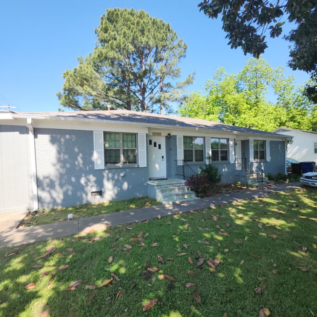 property at 3320-3322 S 18th St
