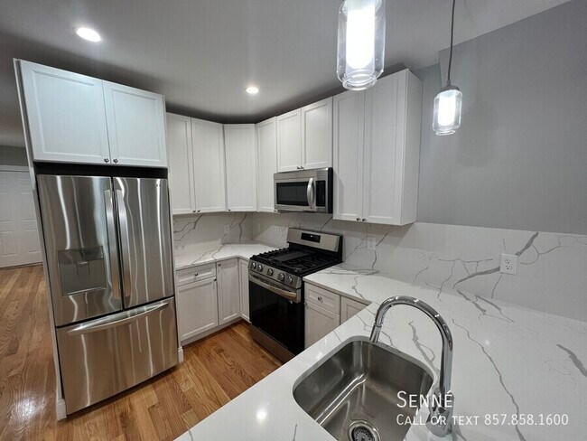 11 Harold St in Somerville, MA - Building Photo - Building Photo