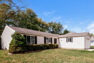 812 Coolee Ln in Indianapolis, IN - Building Photo - Building Photo