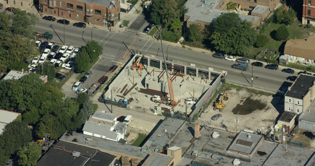 1649 W Grand Ave in Chicago, IL - Building Photo - Building Photo