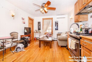 65 Anderson St, Unit 4 in Boston, MA - Building Photo