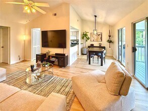 5335 White Cliff Ln in Orlando, FL - Building Photo - Building Photo