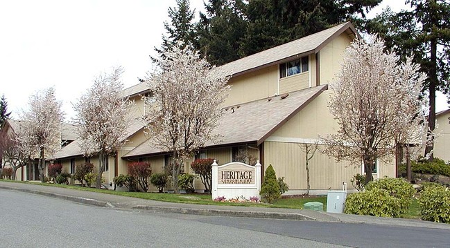 Heritage Condominiums in Federal Way, WA - Building Photo - Building Photo