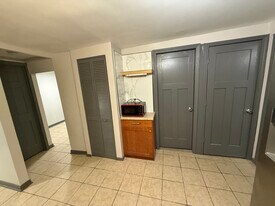 2223 S Troy St, Unit BR in Chicago, IL - Building Photo