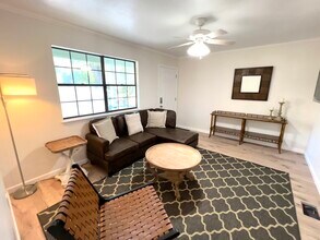 723 E Tennessee St in Tallahassee, FL - Building Photo - Building Photo
