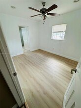 3101 SW 67th Ave in Miami, FL - Building Photo - Building Photo