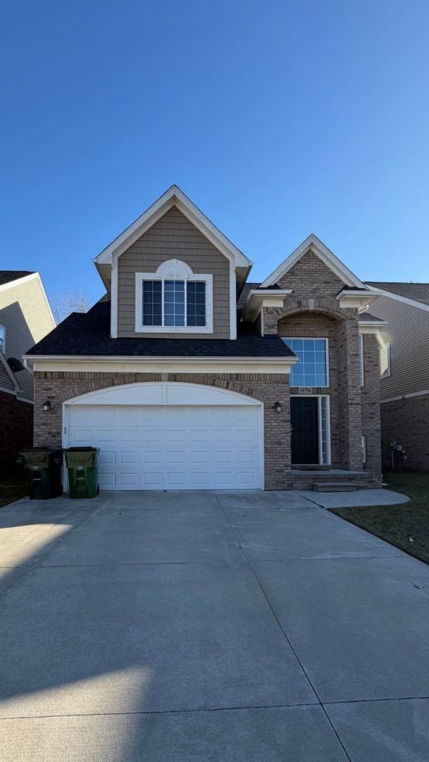 property at 13776 Grandeur Ave