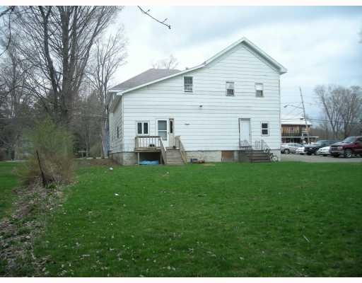 9317 Route 240 in West Valley, NY - Foto de edificio - Building Photo