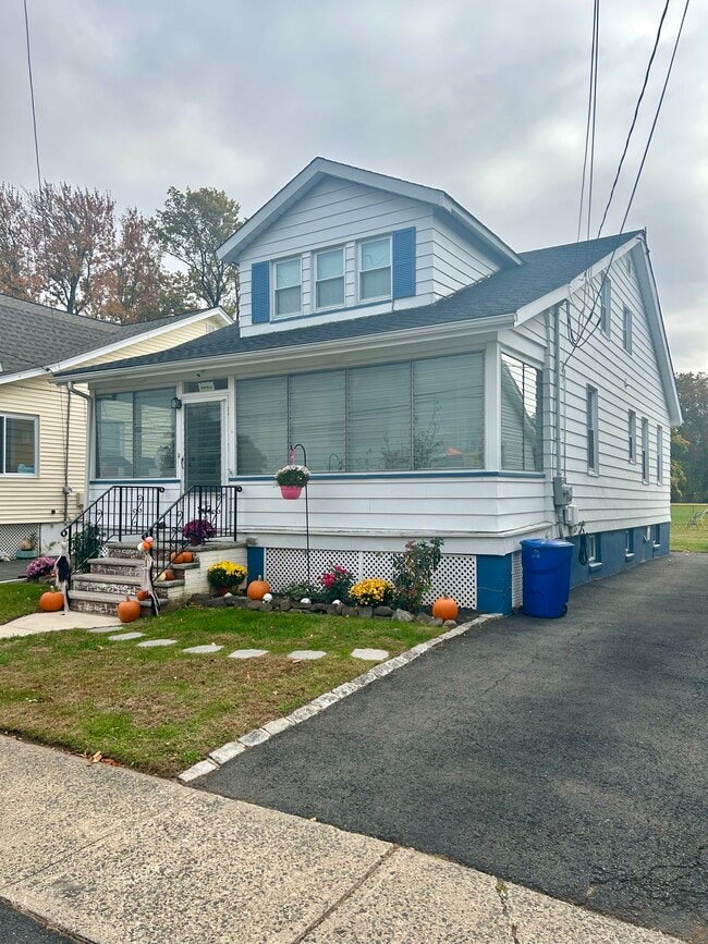 property at 19 Rose Ave