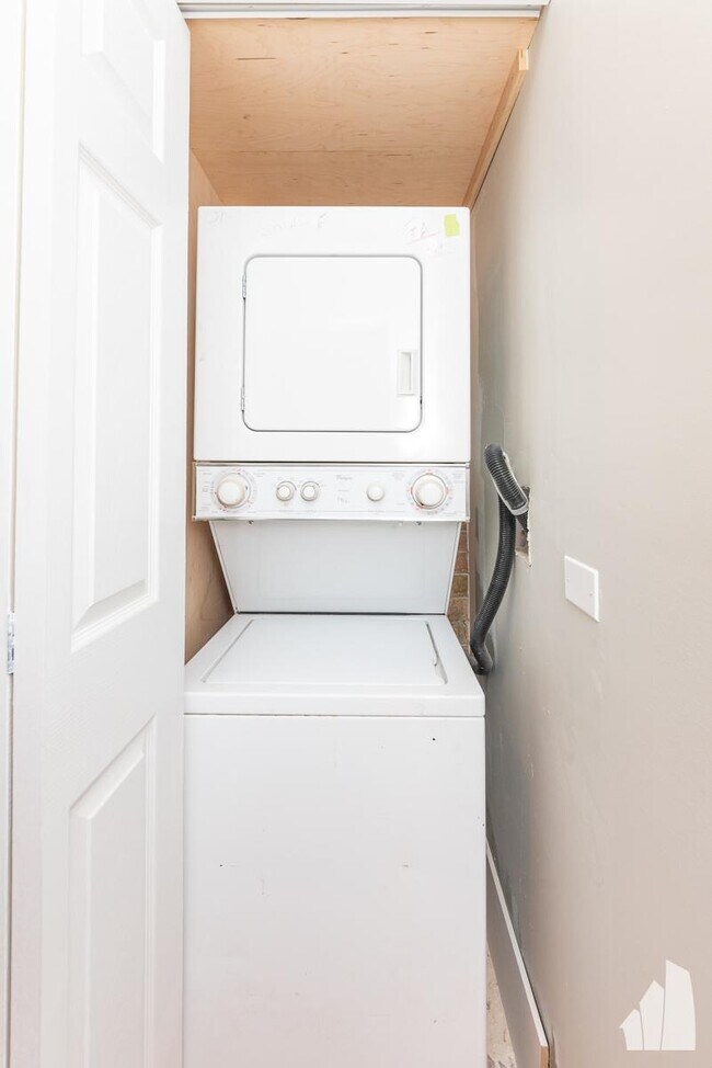 1122 W Addison St in Chicago, IL - Building Photo - Building Photo